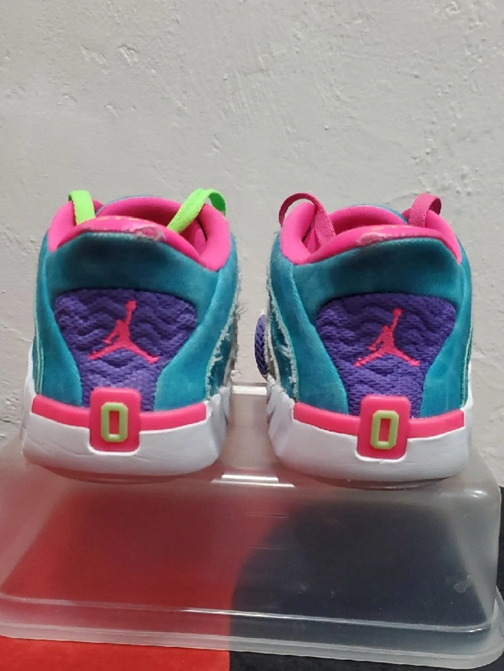 Jordan Tatum 2 Sneakers in Teal, Pink & Neon. - Picture 9 of 13